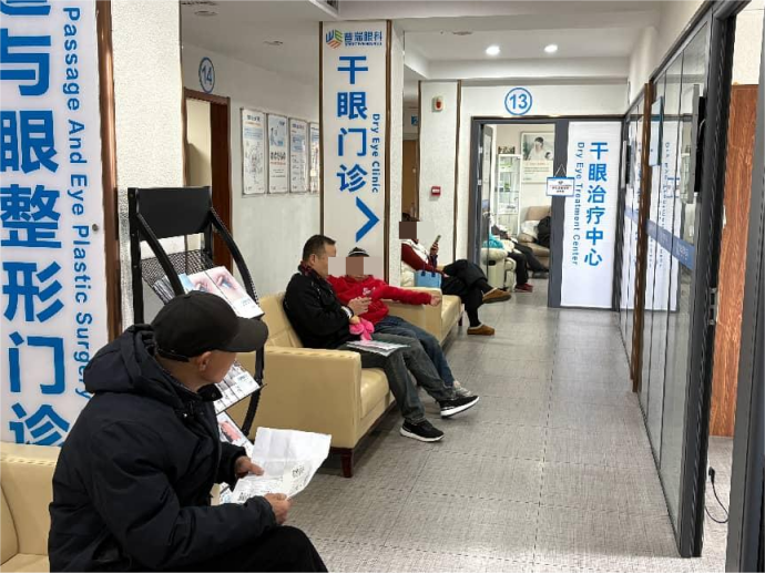 视力下降突然是怎么回事？武汉普瑞眼科许泽骏提醒谨防视网膜血管阻塞