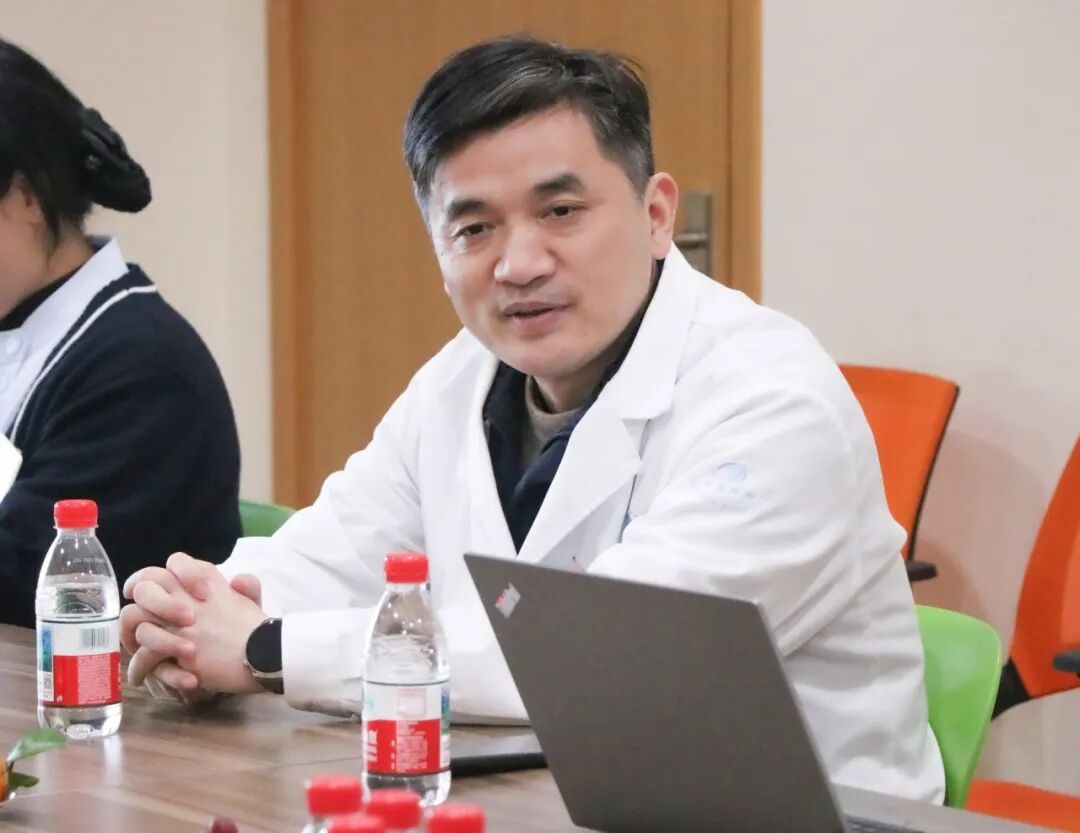 民盟科技第二支部领导莅临杭州华厦眼科医院调研指导