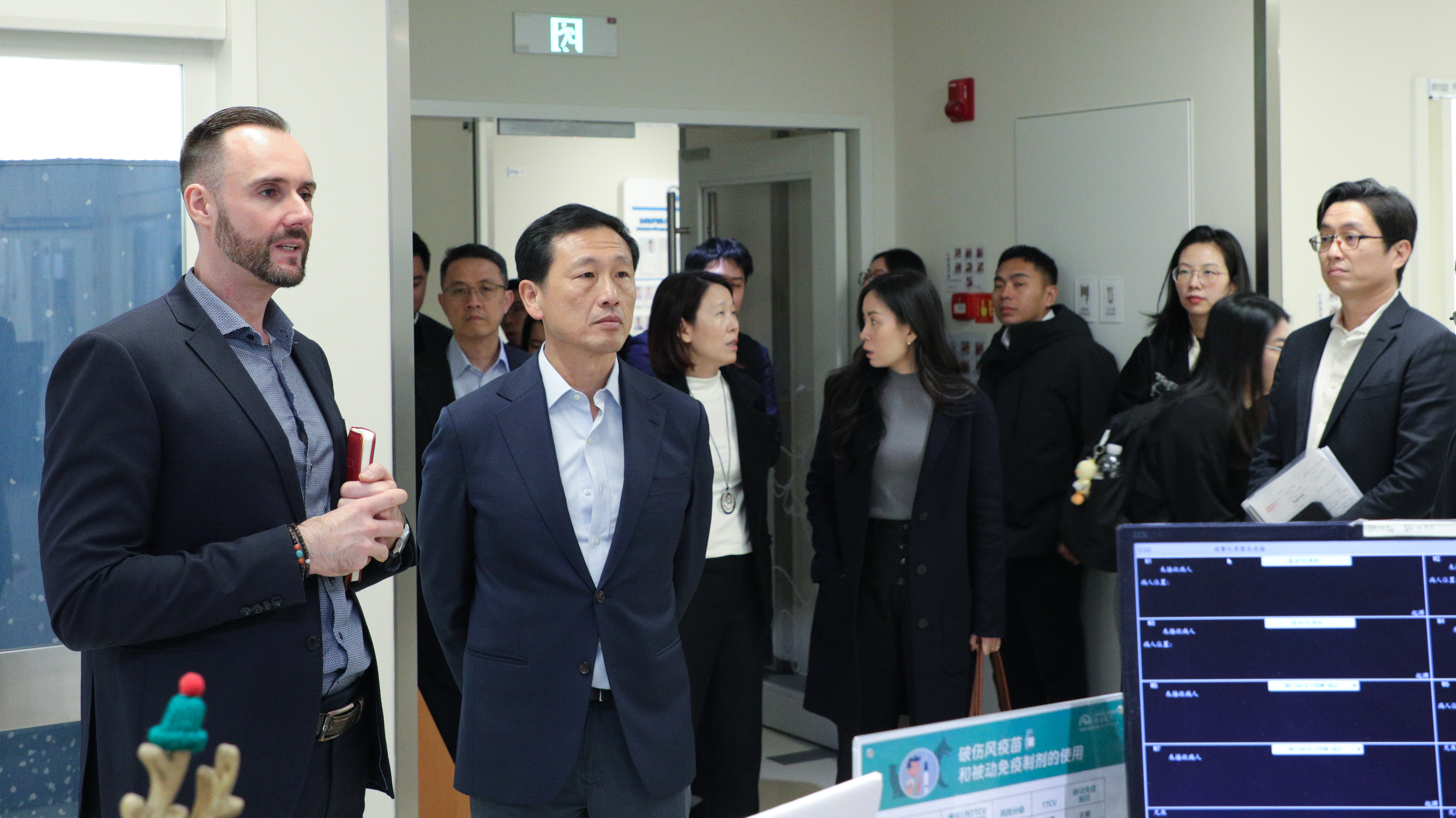 新加坡高级别代表团参访嘉会医疗 共探数字医疗与 AI 临床应用领域