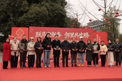 成都仁品获评草堂路社区「共治伙伴」荣誉称号！