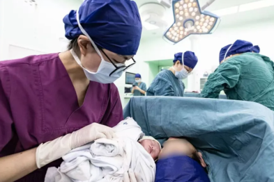 哒哒哒……「小马驹」们来啦