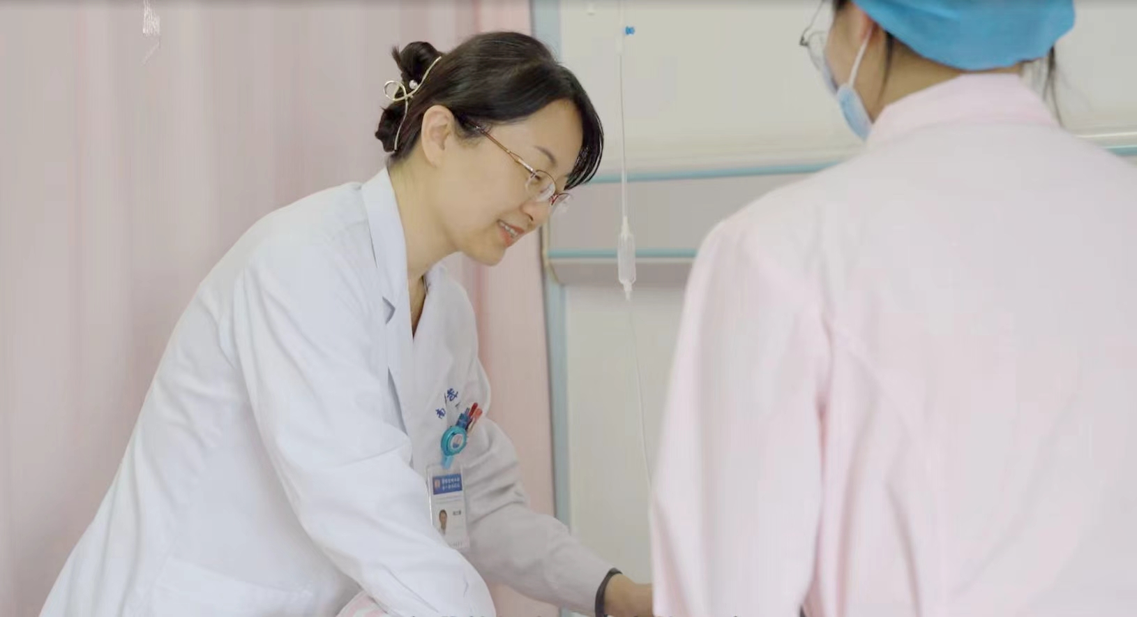 因为你们,方有奇迹!640 克超早早产儿的生命突围!