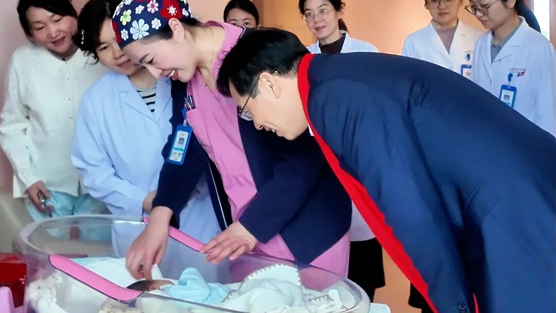 合肥京东方医院：除夕送暖慰坚守，医患同心迎新春