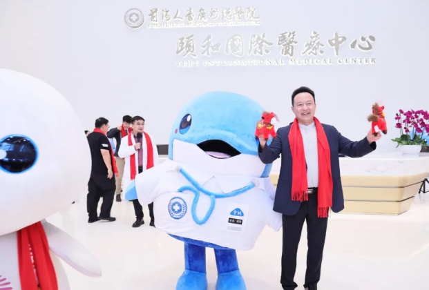 萌翻全场！全运会吉祥物「大湾鸡」空降医院，开年快闪燃爆了