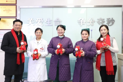 马蹄声近 仁心愈暖——武汉中西医结合骨科医院除夕慰问活动纪实