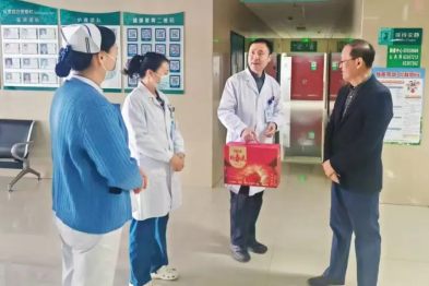 马启新程暖医心 新春慰问敬坚守——河科大二附院院领导春节走访慰问一线职工