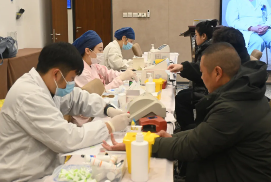 元宵将至,热血传情丨德达医院 2026 年无偿献血,致敬平凡英雄