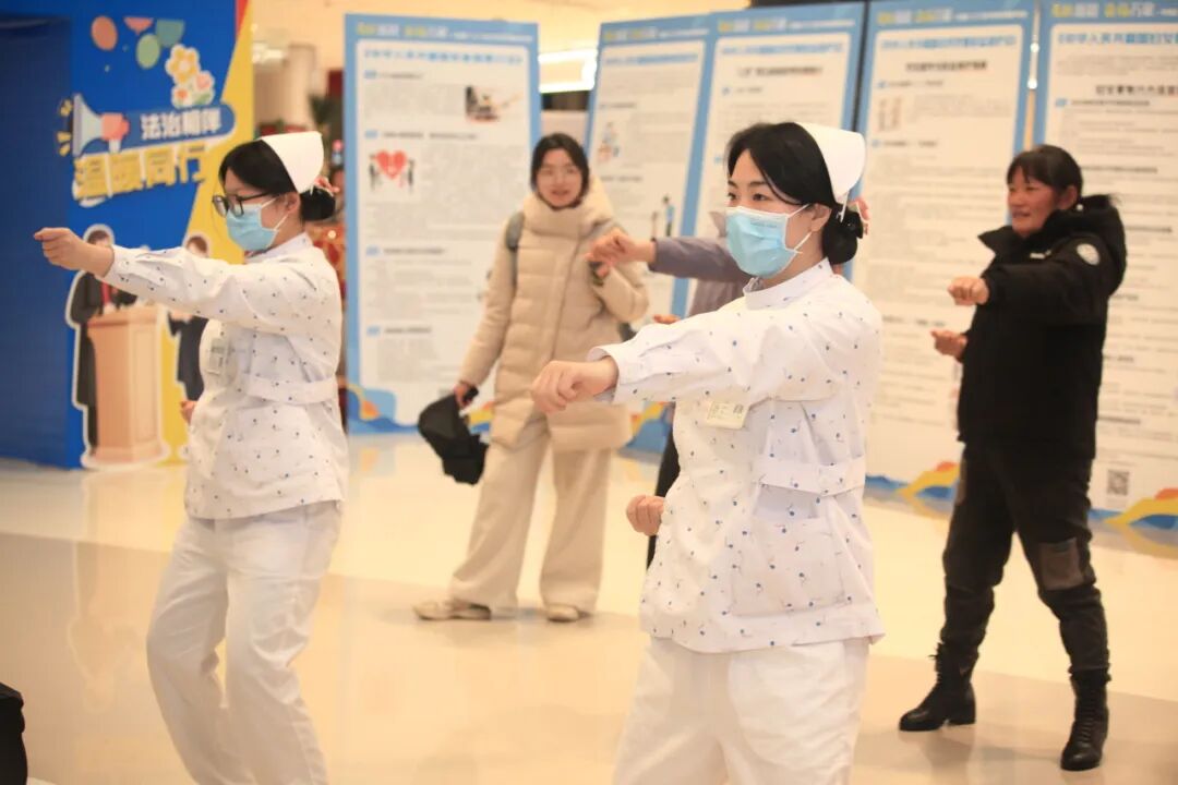 长沙江湾医院受邀参与开福区妇女节活动 彰显女性健康医疗专业力量