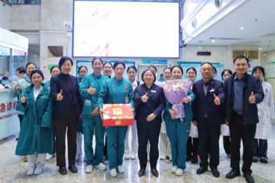 @亲爱的妳｜三月因妳而美，巾帼医者绽芳华