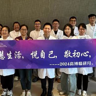 国际妇女节丨以爱为盾，以韧为光，致敬每一位女性医务工作者！