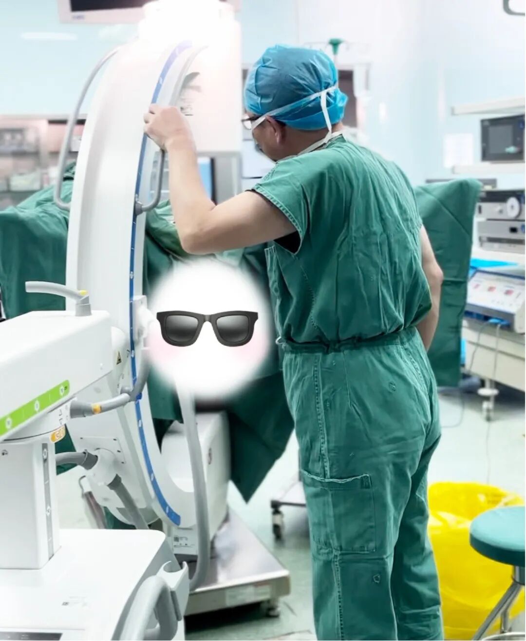 坐立难安半年，反复就医无果，医生一查：体内有 7 枚钉子