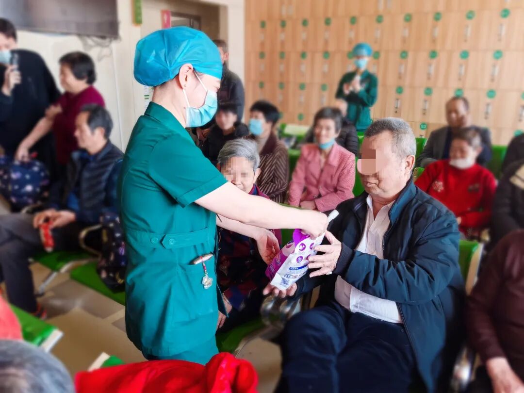 守护肾脏健康，传递医者温暖——漳州第三医院世界肾脏日公益活动暖心开展