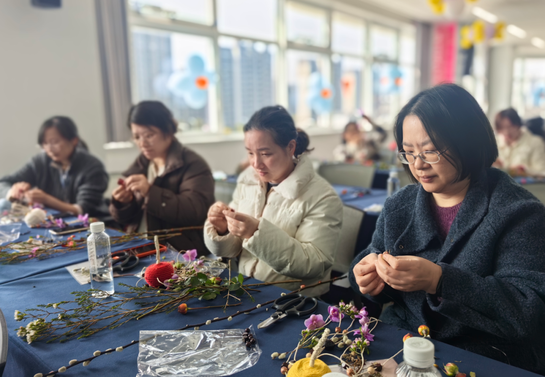 守护·关爱·绽放：致春日里熠熠芳华的「她」