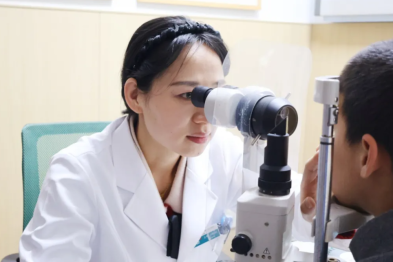 伢儿春天眼睛痒到揉不停？医生提醒：「对症下药」很重要