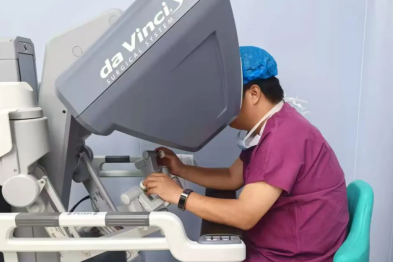 前列腺增生遇上肾上腺肿瘤？这台手术「两病同治」