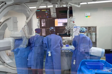 万例里程碑！陆港院区介入手术破万，精准护航生命通道