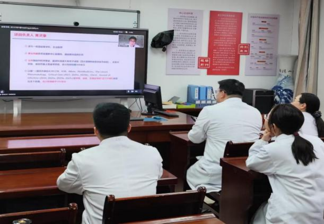借智「国家队」，赋能新发展——浙大一院黄灵童教授应邀为南昌大学二附院重症医学科开展科研专题培训