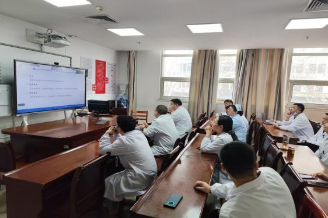 家级专家送宝到重症课堂 四地联动共探超声新应用 ——南大二附院重症医学科举办国家区域医疗中心驻点专家专题学术讲座