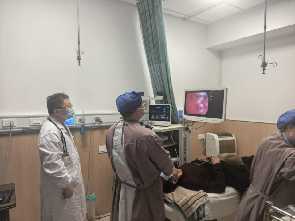 「百场义诊献礼 100 年二附」第 48 站活动走进贵溪