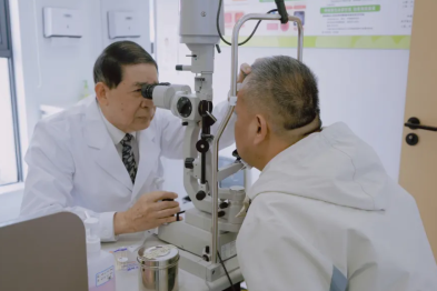 四十年守护，见微知著：对话刘伟民院长—— 一位 「广西视光拓荒者」 的清醒与热爱