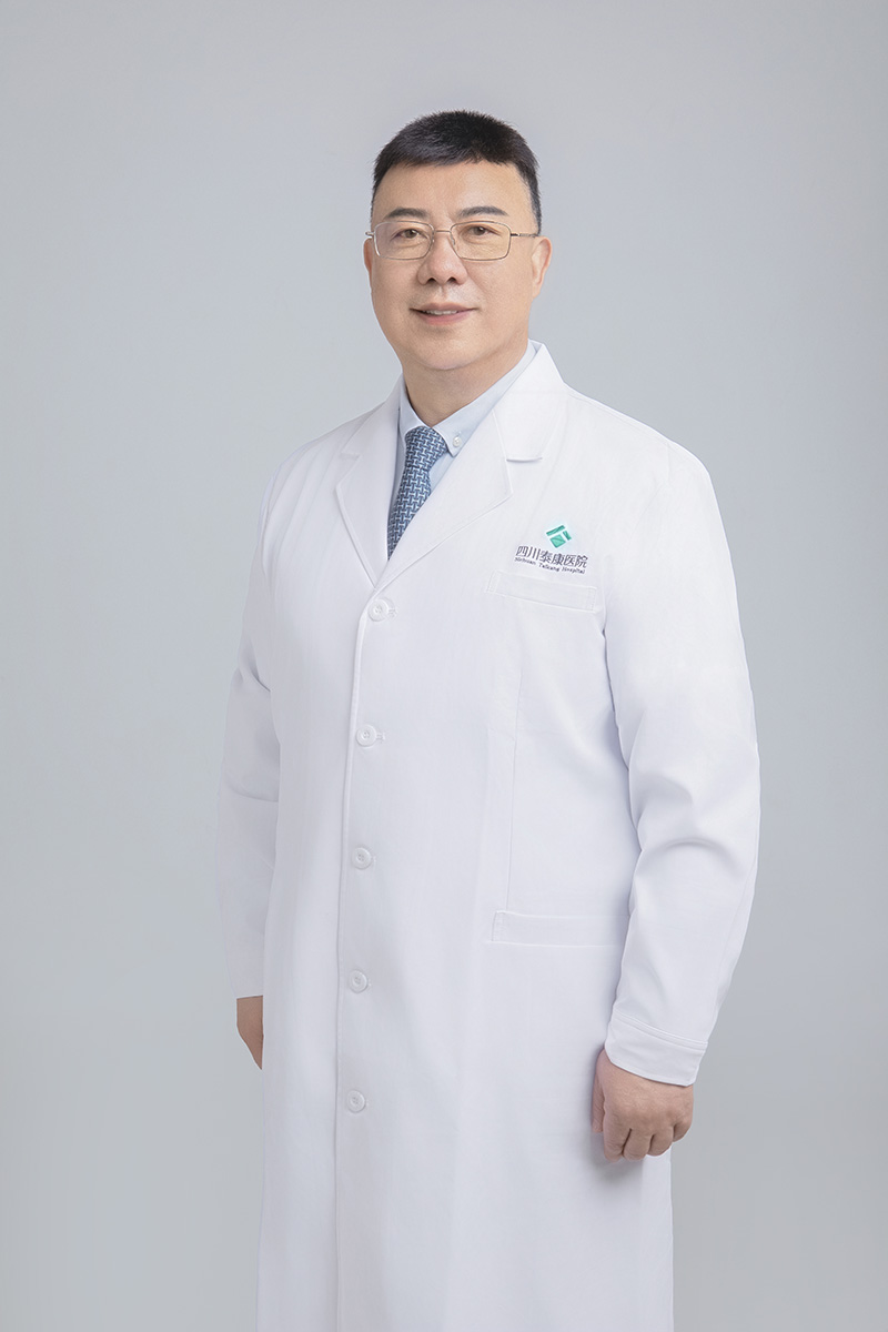 医疗美容科主任叶飞轮：28 年外科经验，整形如「庖丁解牛」