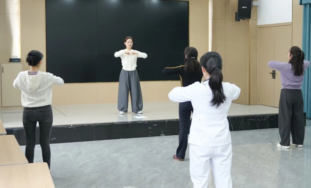 春风三月践初心,健康守护暖星城——医院党支部三月活动集锦