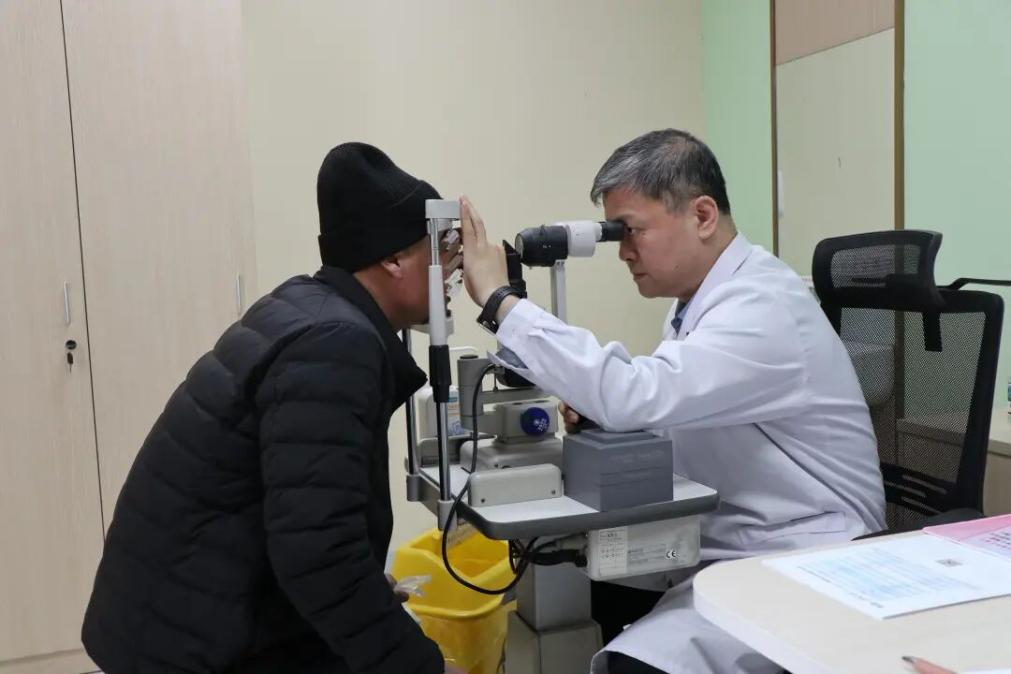 依托全球化布局，爱尔眼科眼底光动力治疗直通香港