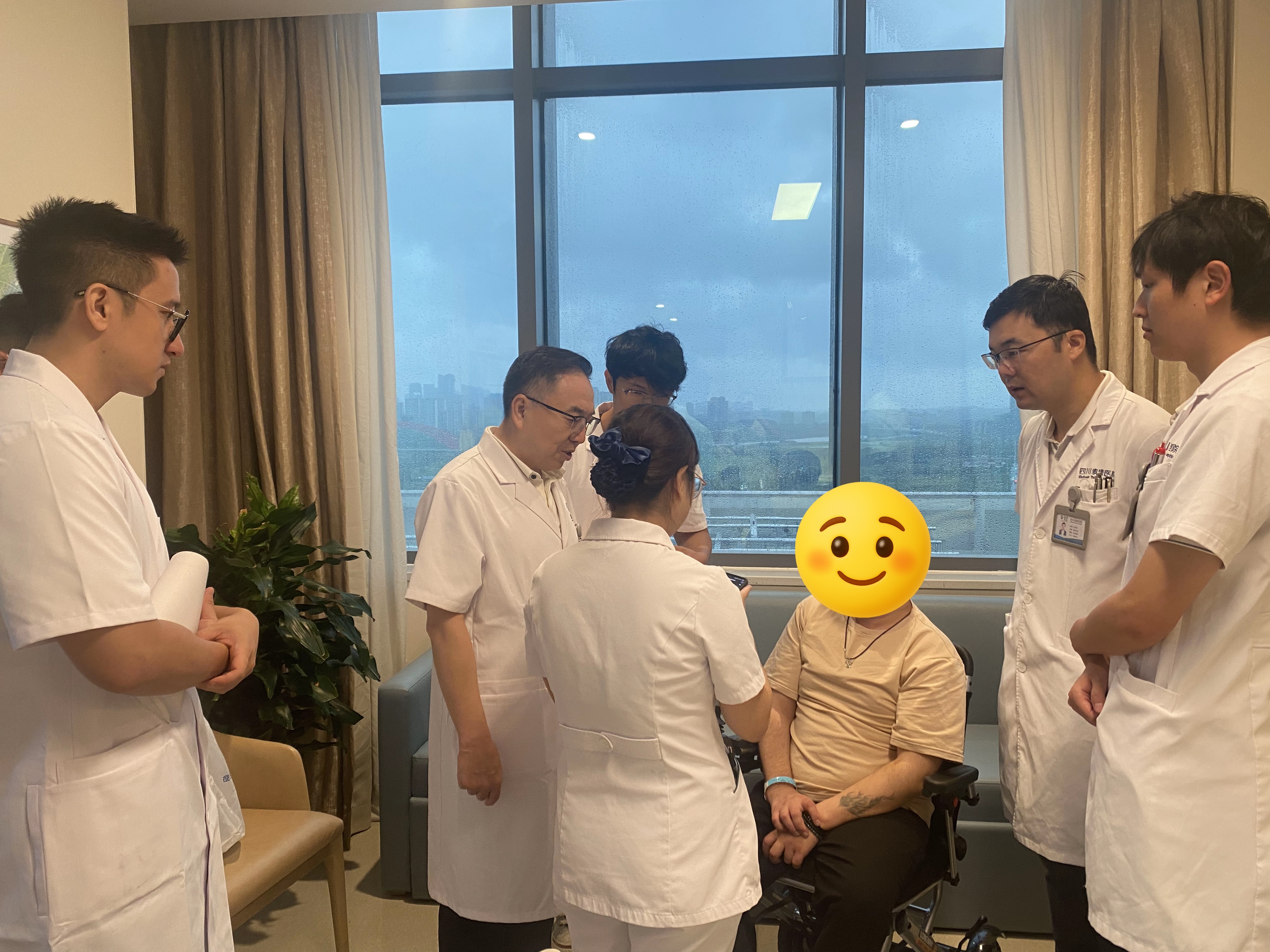守护生命无国界 ——四川泰康医院成功为俄罗斯患者实施高难度脊髓手术