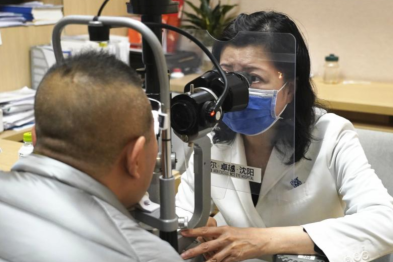 依托全球化布局，爱尔眼科眼底光动力治疗直通香港