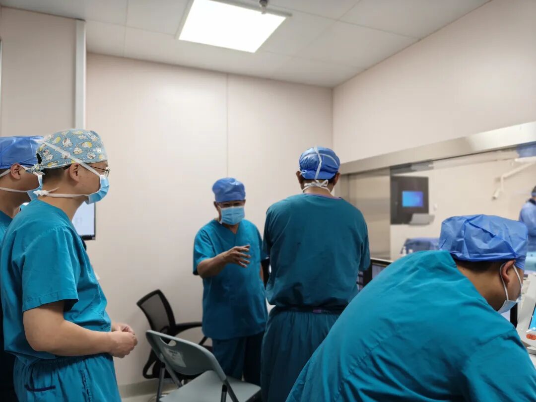 「冠脉+脑血管」联合造影破解心脑血管难题