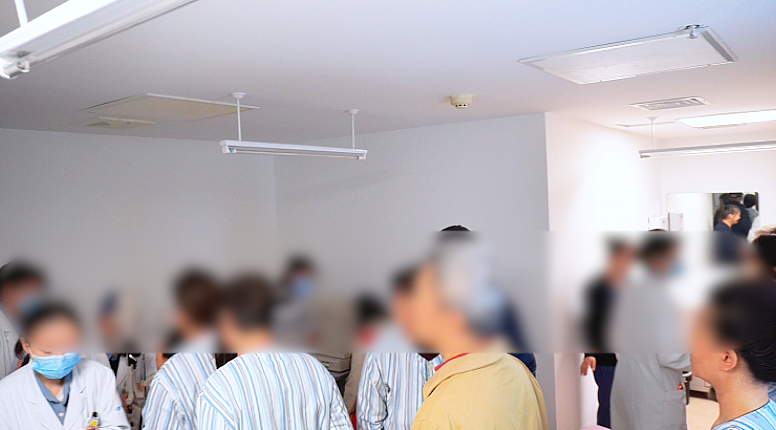 手术量持续攀升，但这些事渝州眼科始终在坚持