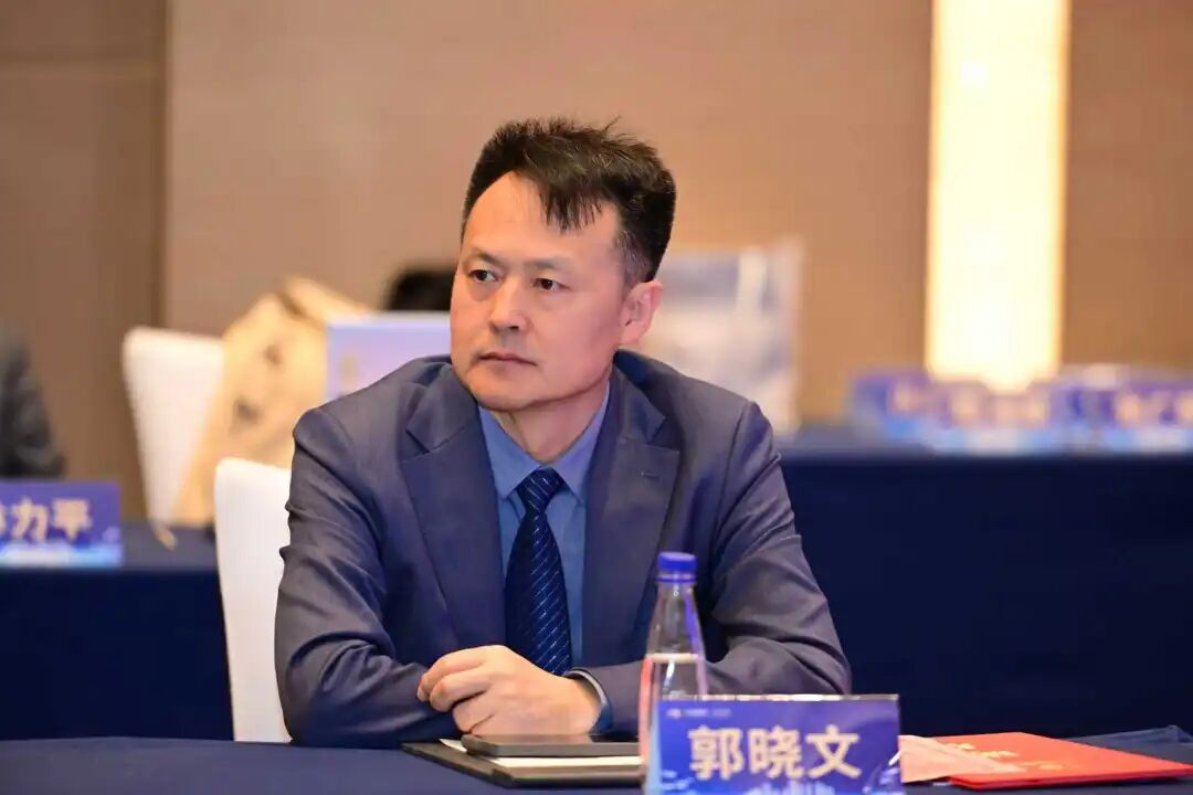 北京华厦民众眼科医院两位专家亮相华厦眼科 2026 白内障学组换届会议暨屈光性白内障新技术研讨会