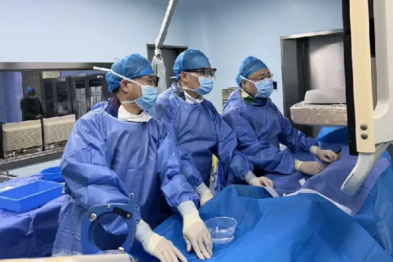 跨越千里的生命「疏通」 ——北京专家为广州患者在郑实施复杂深静脉血栓手术