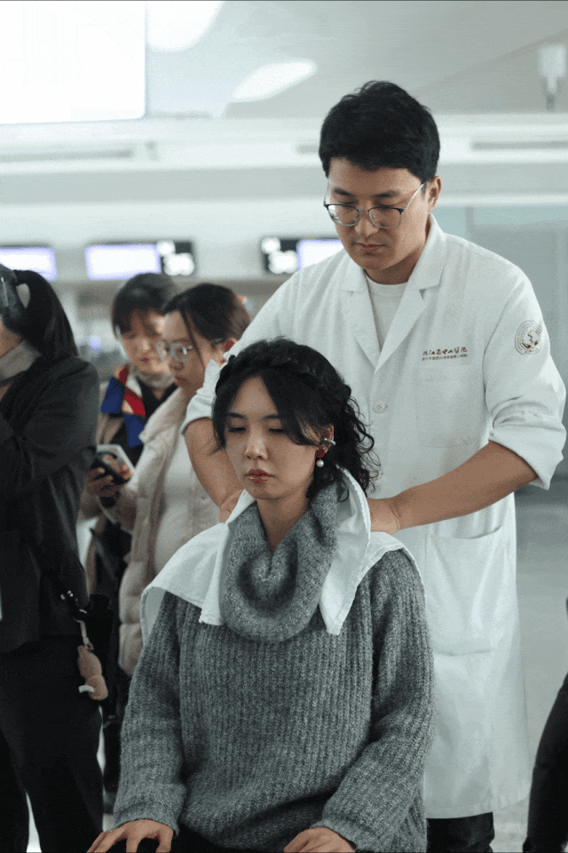 以国医之光 ,映照城市之窗 | 「3.17 国医节」中医药健康市集走进杭州萧山国际机场