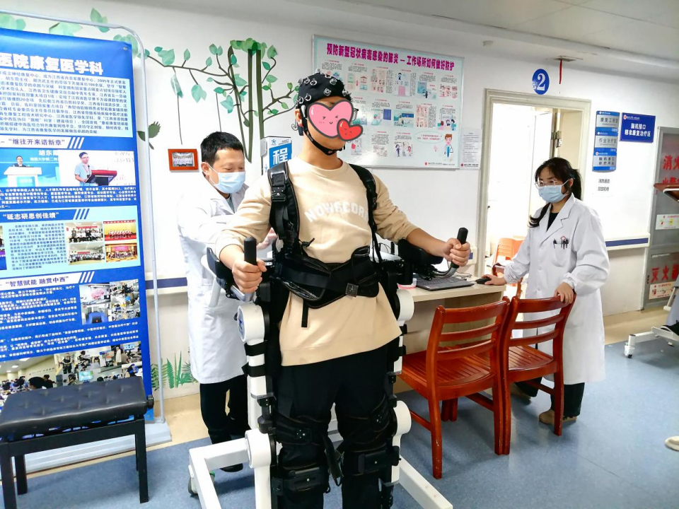 脑机接口 数字重生|南大二附院康复医学科打造智能康复技术矩阵 构筑神经康复新高地