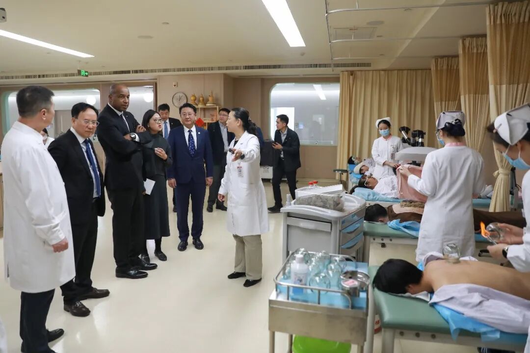 国际知名期刊《新英格兰医学杂志》副主编来院交流 聚焦这项「可动」技术