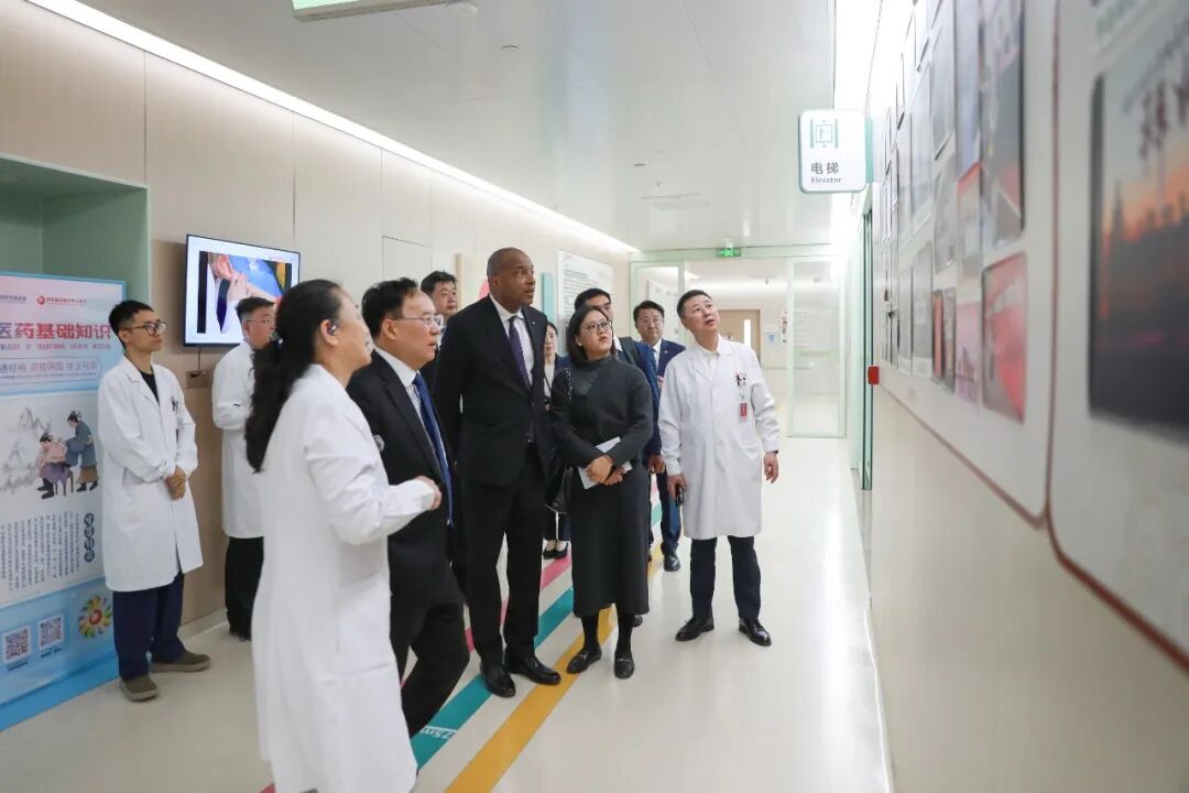 国际知名期刊《新英格兰医学杂志》副主编来院交流 聚焦这项「可动」技术