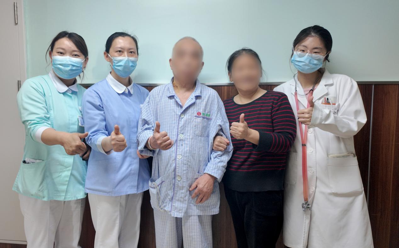 亚心医院急诊「一站式」微创手术 解除七旬老人两大致命「心」病