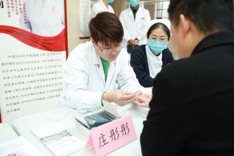 【全国爱肝日】我院感染性疾病科（脾胃肝病科）开展系列活动，守护肝脏健康