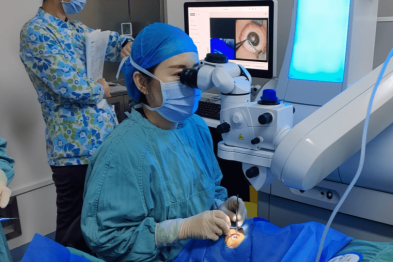 匠心守光明 精术筑睛彩 ——是什么让黄鹤院长坚持 20 余年扎根眼科临床与科研一线