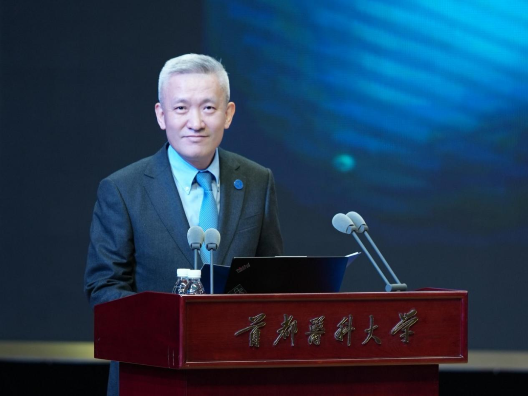 诺奖得主巴里·马歇尔教授首医阶平讲堂开讲！一起解锁医学创新密码