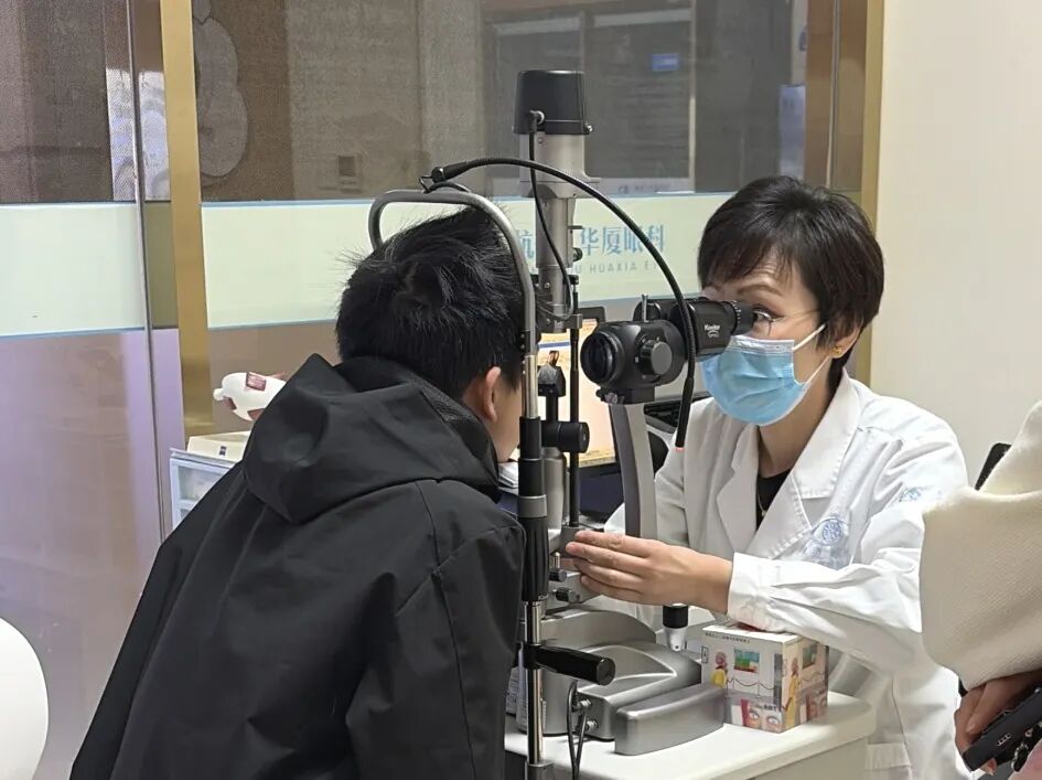 春季过敏性结膜炎高发,OK 镜还能继续戴吗?