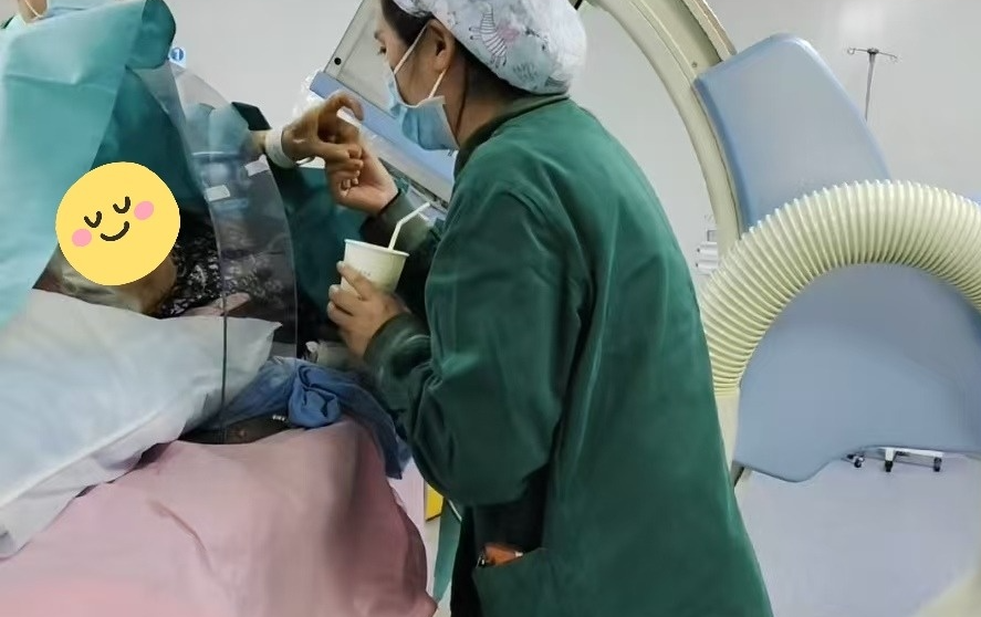 【人医故事】一杯椰奶,温暖九旬老人的就医路