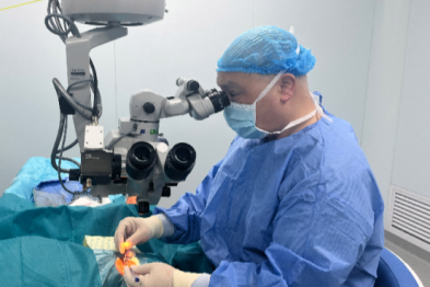 双眼近视超 2500 度 新疆女子赴武汉普瑞眼科完成后巩膜加固术