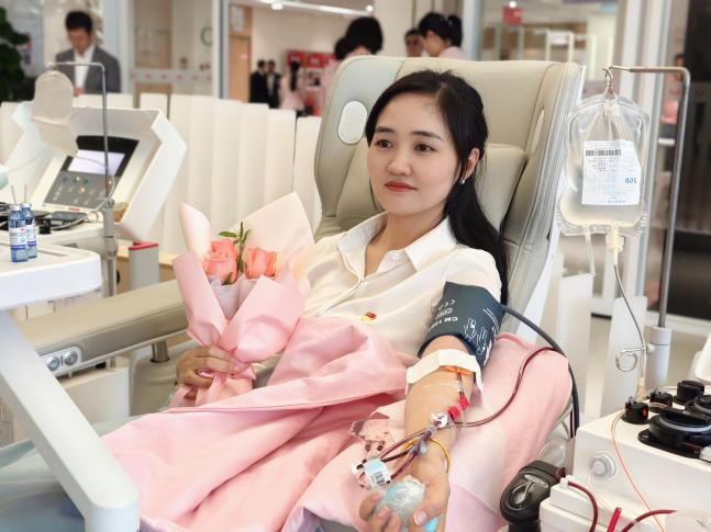 金奖，不过是她把「热血」玩成了日常