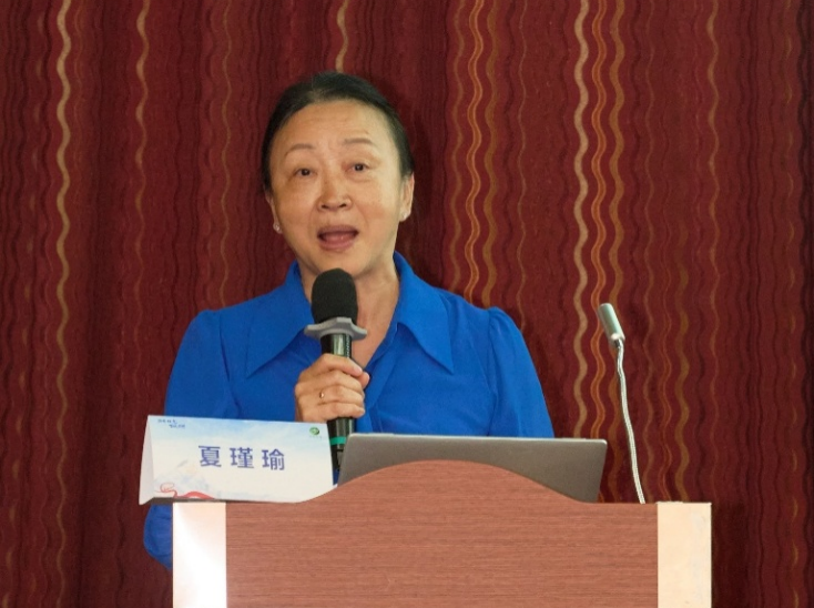 「顶峰相