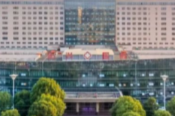 向全校女生表白、一周挥霍 5 万...... 结果被确诊了