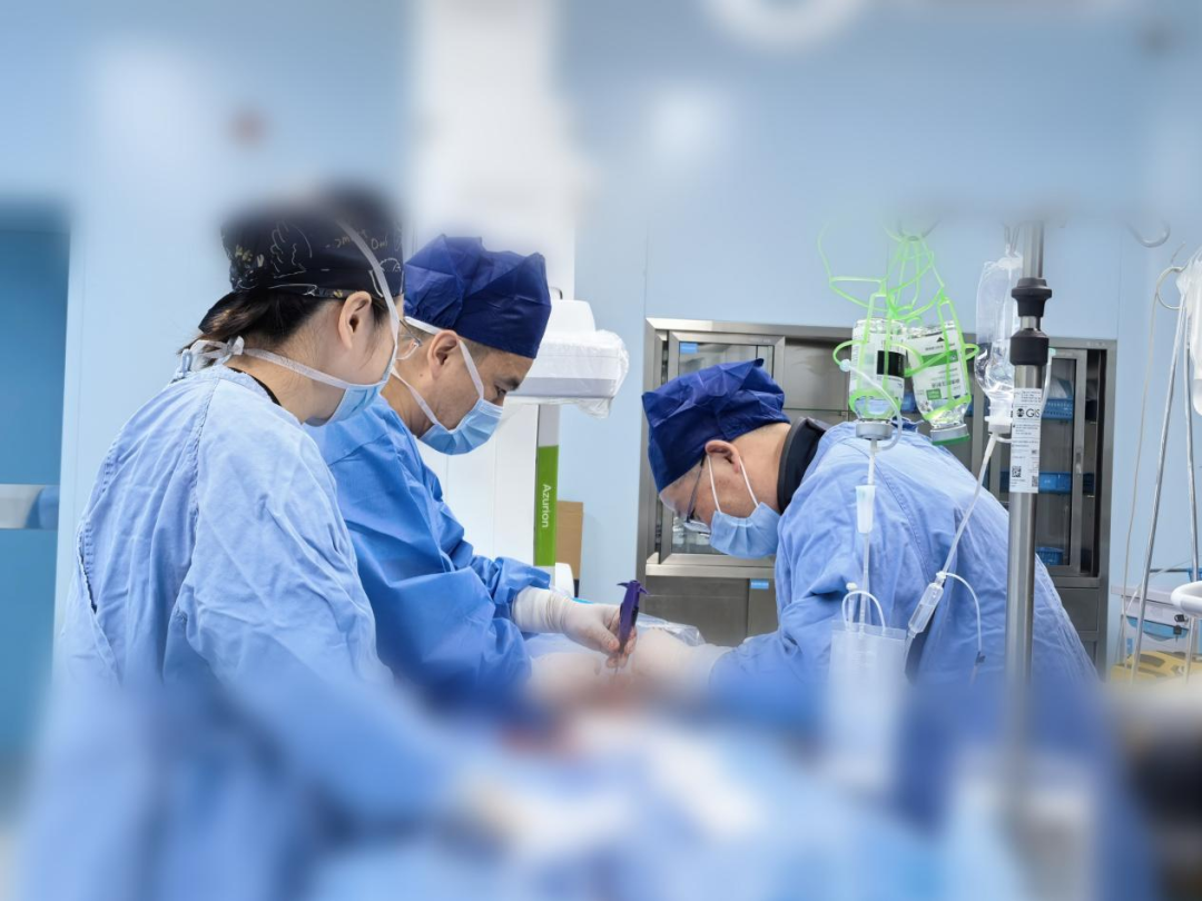 【分院速递】ECMO 护航复杂冠脉手术 分院攻克高难度「心」挑战