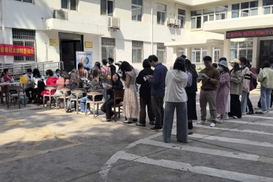 武汉大学中南医院走进高校，开展全国爱鼻日科普义诊活动