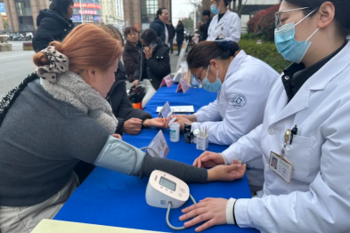 春风送暖，健康相伴！泰州明州康复医院走进社区义诊